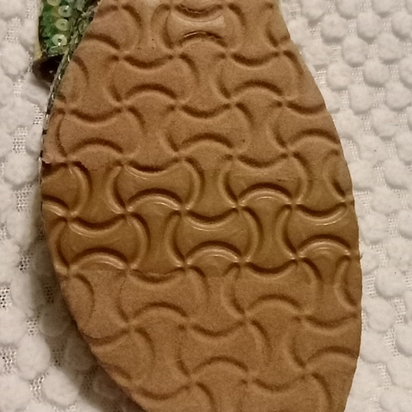 Stylish squence ssndals - Picture 3 of 3